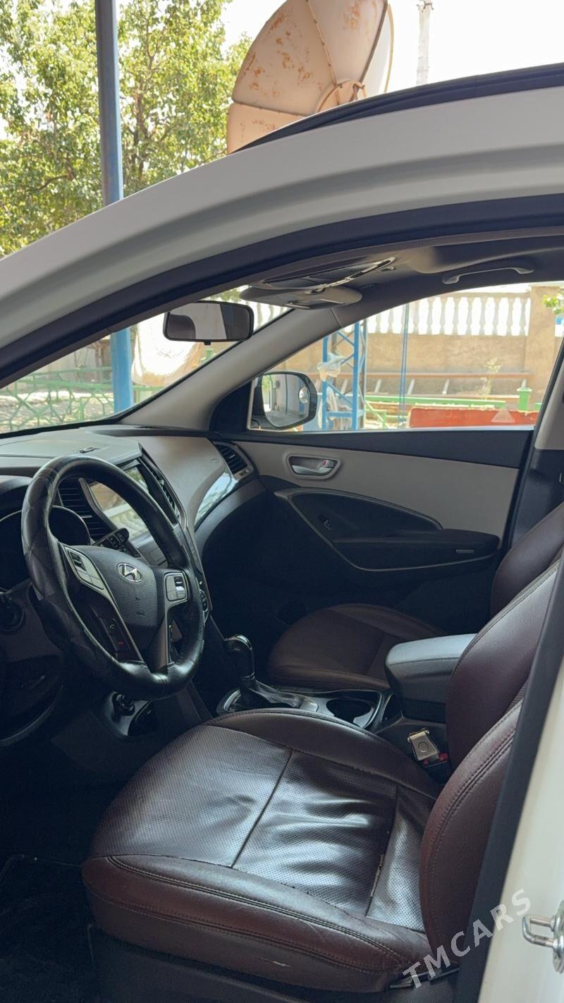 Hyundai Santa Fe 2014 - 290 000 TMT - Türkmenbaşy - img 2