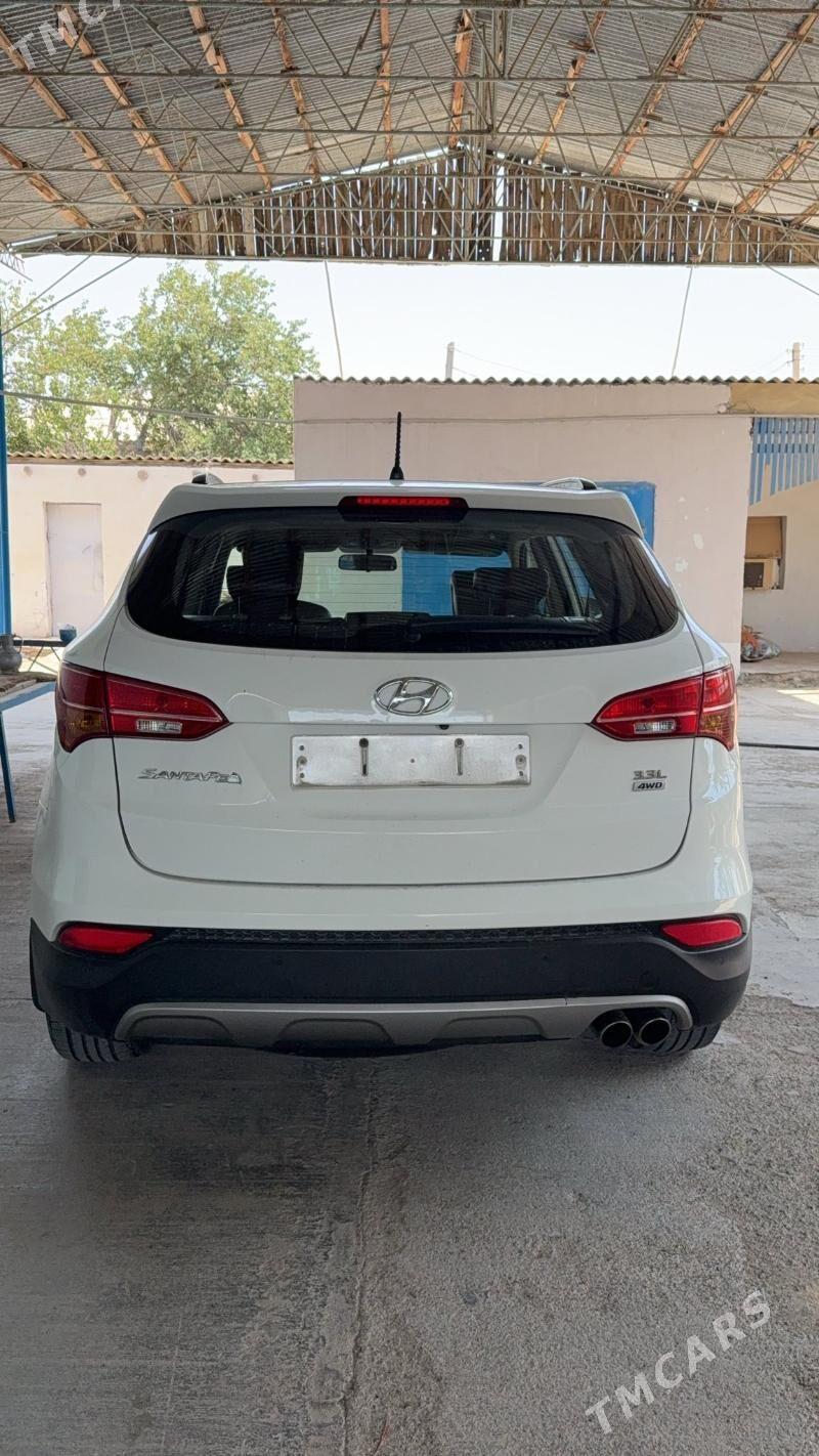 Hyundai Santa Fe 2014 - 290 000 TMT - Türkmenbaşy - img 4