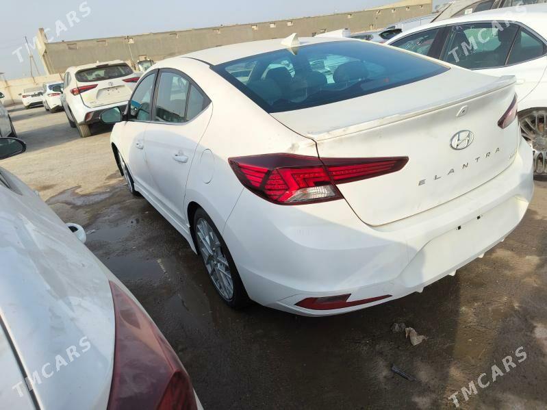 Hyundai Elantra 2020 - 196 000 TMT - Мары - img 3