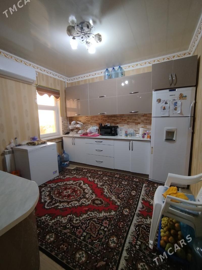 Мир 4 9/4 этаж 2 ком - Parahat 4 - img 2