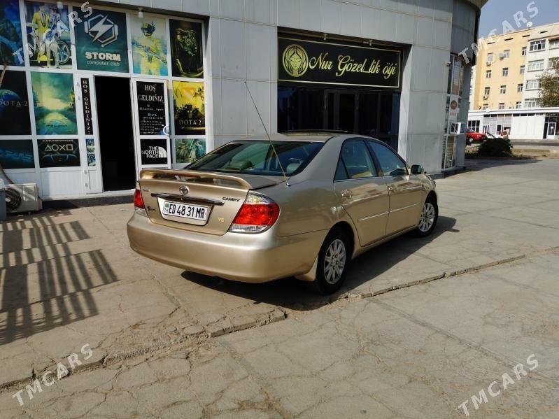 Toyota Camry 2003 - 200 000 TMT - Байрамали - img 3
