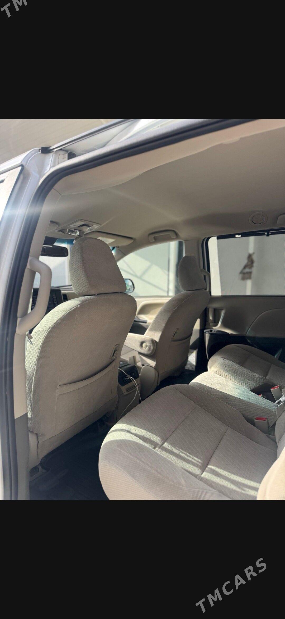 Toyota Sienna 2019 - 400 000 TMT - Мары - img 2