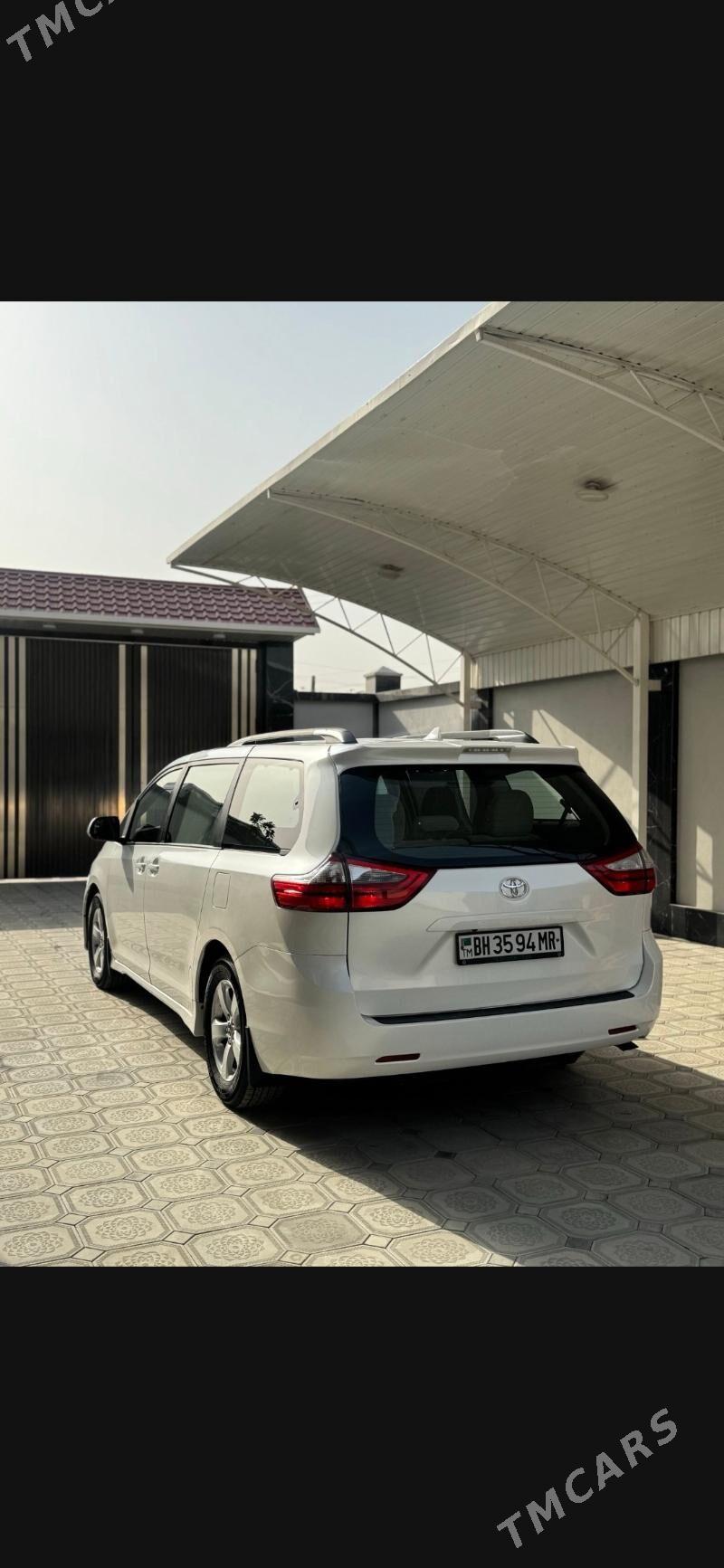 Toyota Sienna 2019 - 400 000 TMT - Мары - img 5