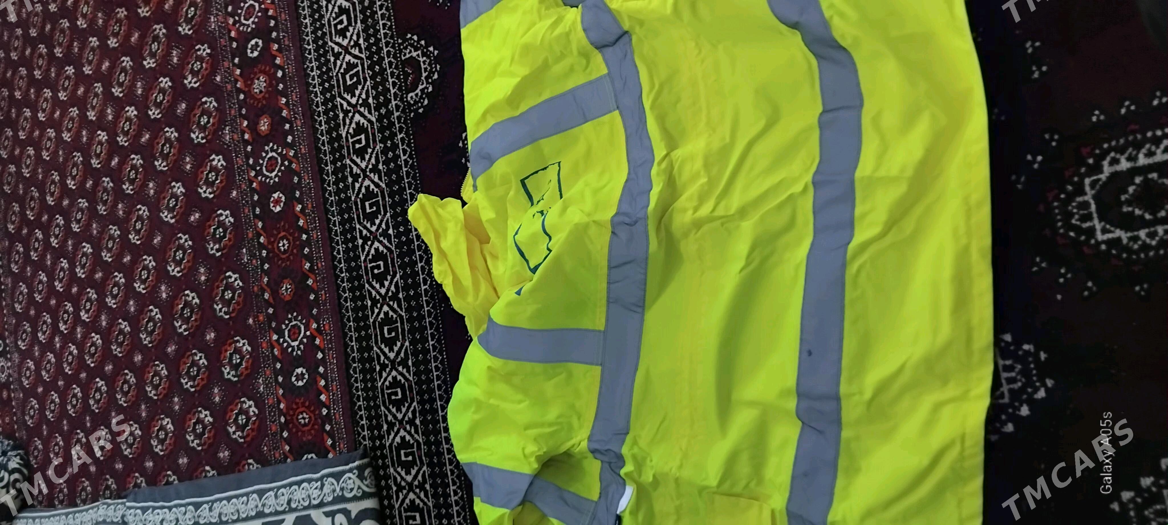 kurtka - Туркменбаши - img 1