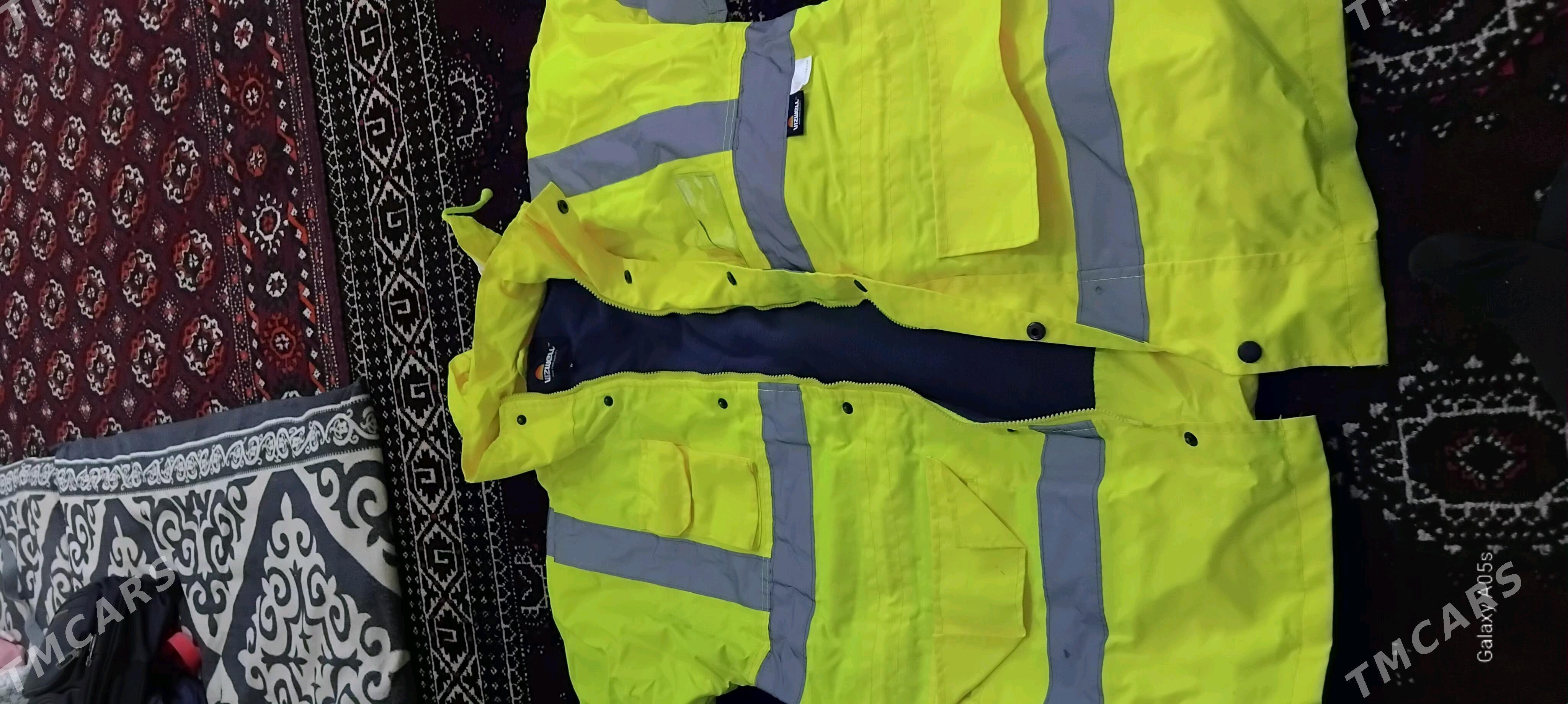 kurtka - Туркменбаши - img 2