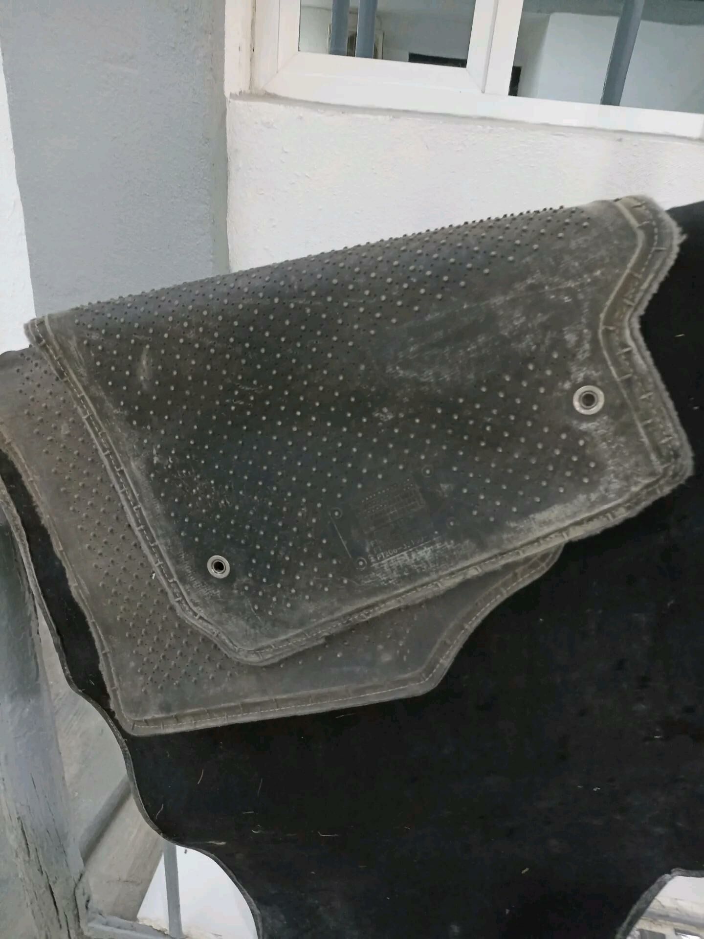 Kowriklar Toyota Awalon Sienna 150 TMT - Aşgabat - img 2