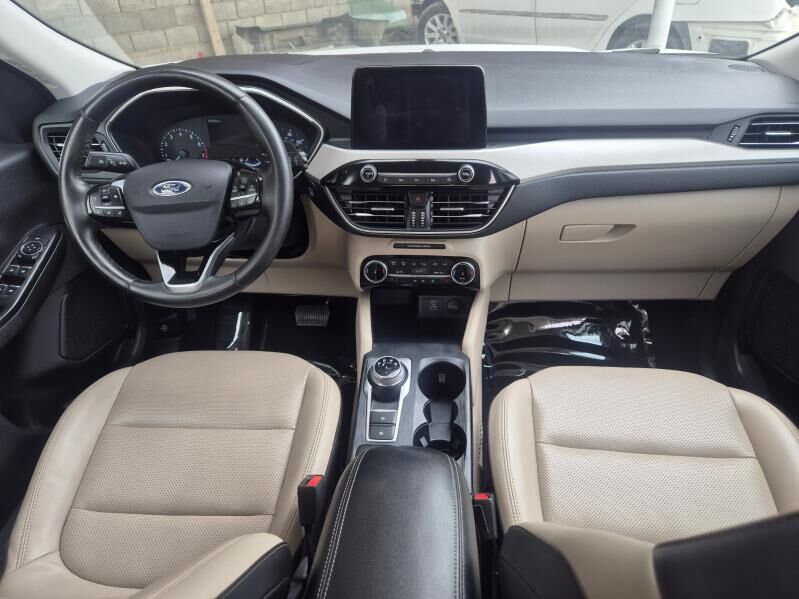 Ford Escape 2022 - 300 000 TMT - Гызыларбат - img 6