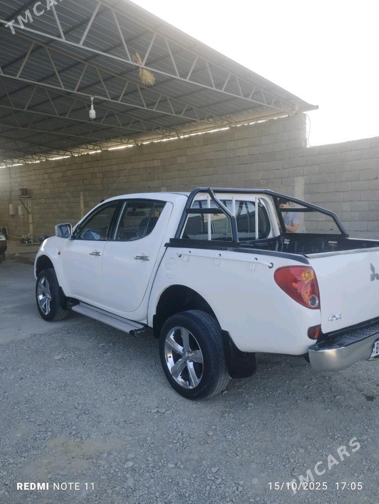 Mitsubishi L200 2008 - 170 000 TMT - Махтумкули - img 7