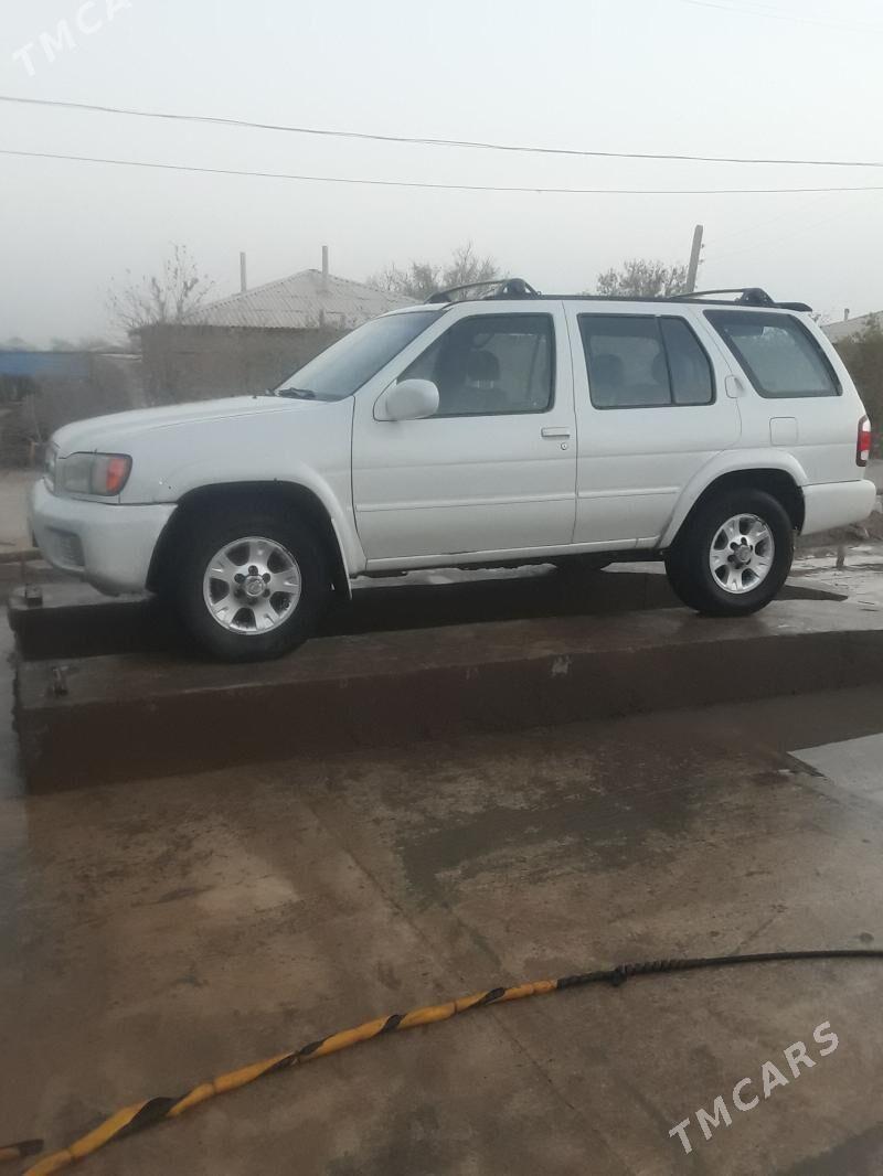 Nissan Pathfinder 2000 - 100 000 TMT - Бабадайхан - img 3
