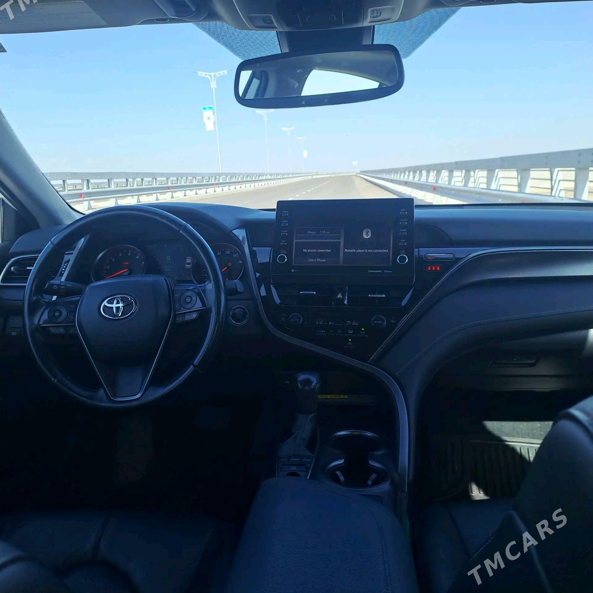 Toyota Camry 2021 - 460 000 TMT - Кёнеургенч - img 3