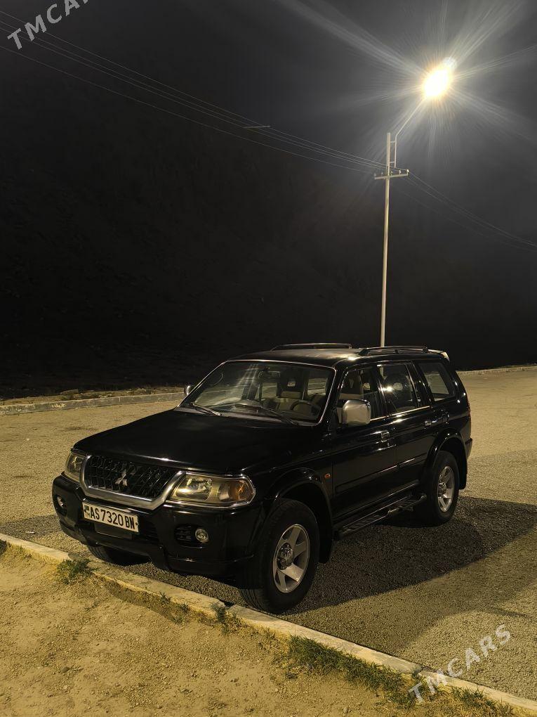 Mitsubishi Nativa 2003 - 110 000 TMT - Балканабат - img 4