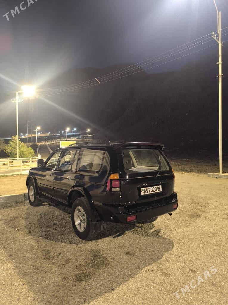 Mitsubishi Nativa 2003 - 110 000 TMT - Балканабат - img 5
