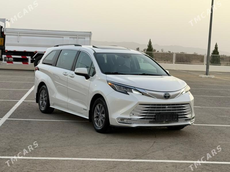 Toyota Sienna 2022 - 511 000 TMT - Ашхабад - img 2