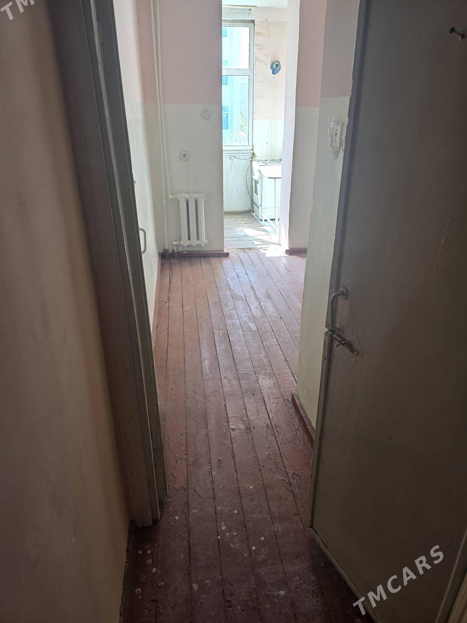 Продаётся 3 комнатны кватира - Türkmenabat - img 1