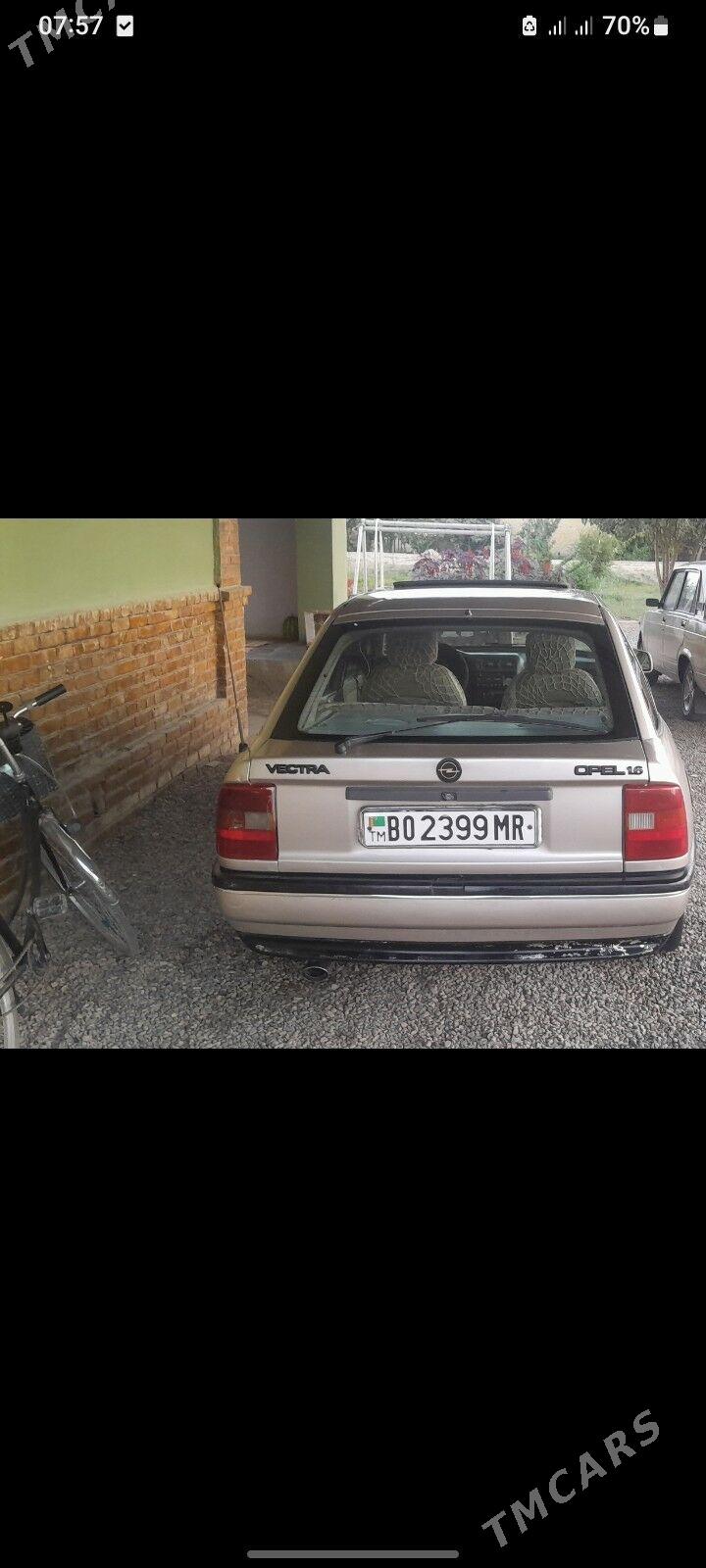 Opel Vectra 1992 - 25 000 TMT - Сакарчага - img 1