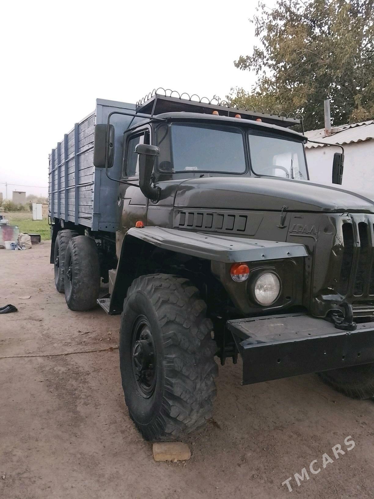 Ural 4320 2012 - 110 000 TMT - Ёлётен - img 1