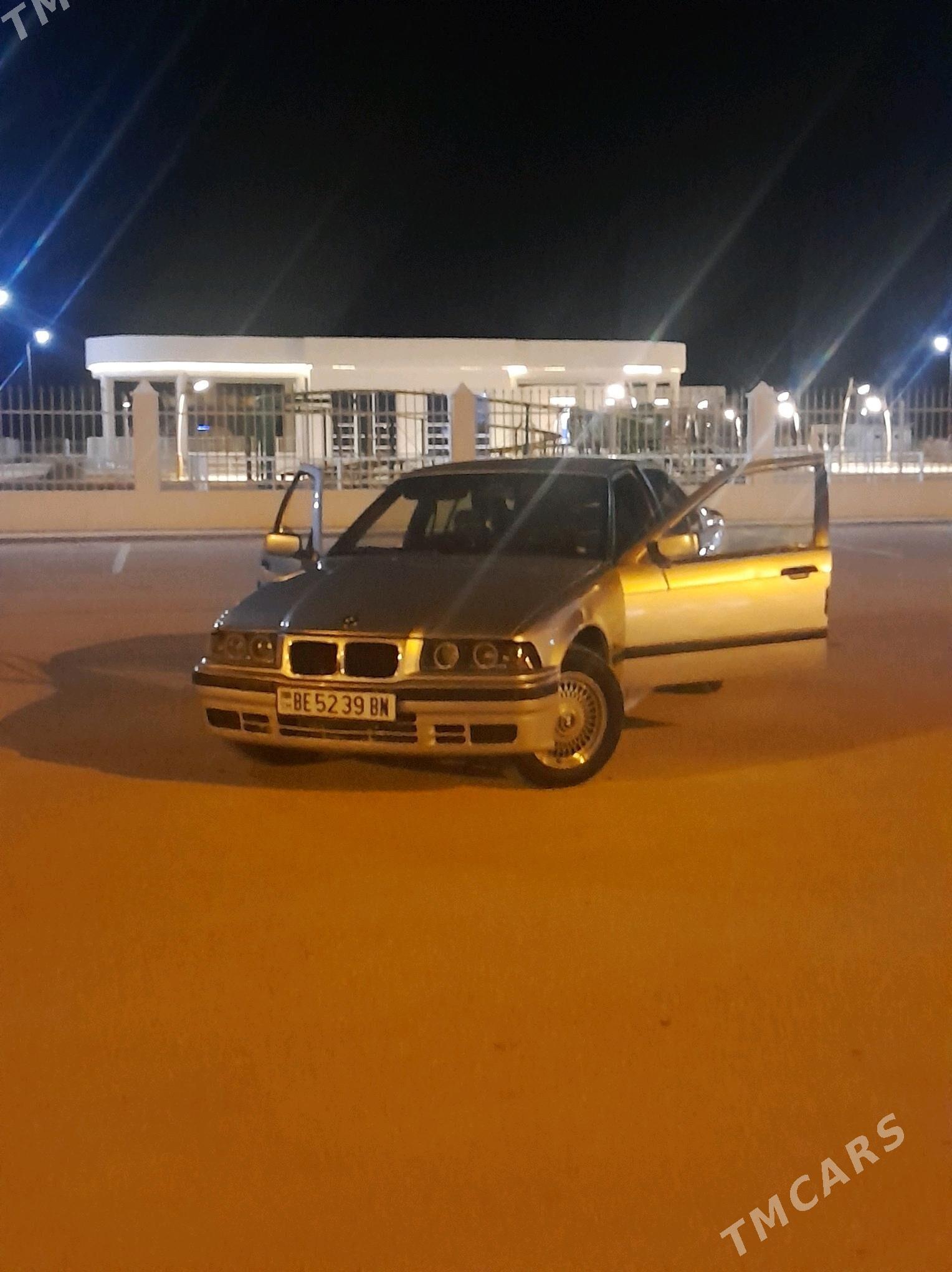 BMW 325 1992 - 35 000 TMT - Эсенгулы - img 4