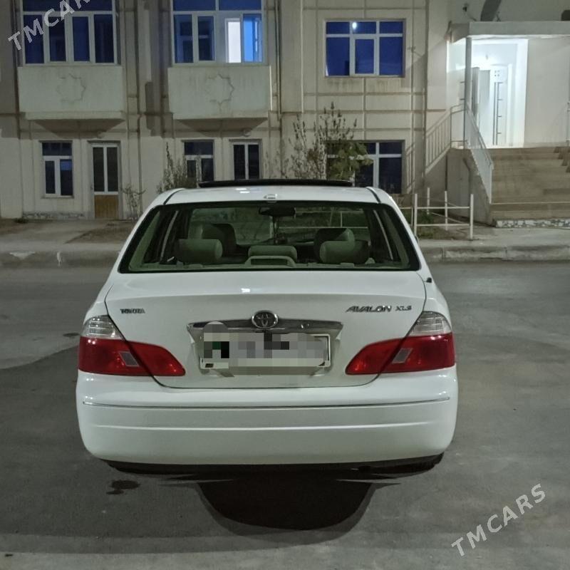 Toyota Avalon 2003 - 165 000 TMT - Çärjew - img 2