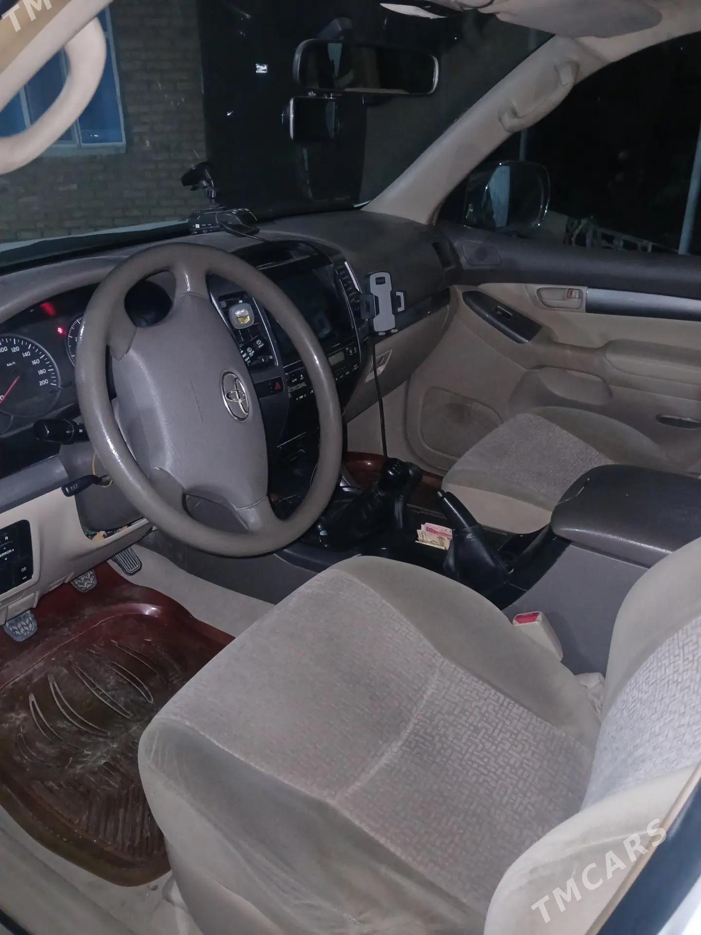 Toyota Land Cruiser Prado 2004 - 260 000 TMT - Мары - img 1