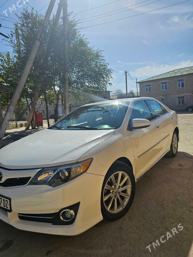 Toyota Camry 2013 - 175 000 TMT - Кёнеургенч - img 1