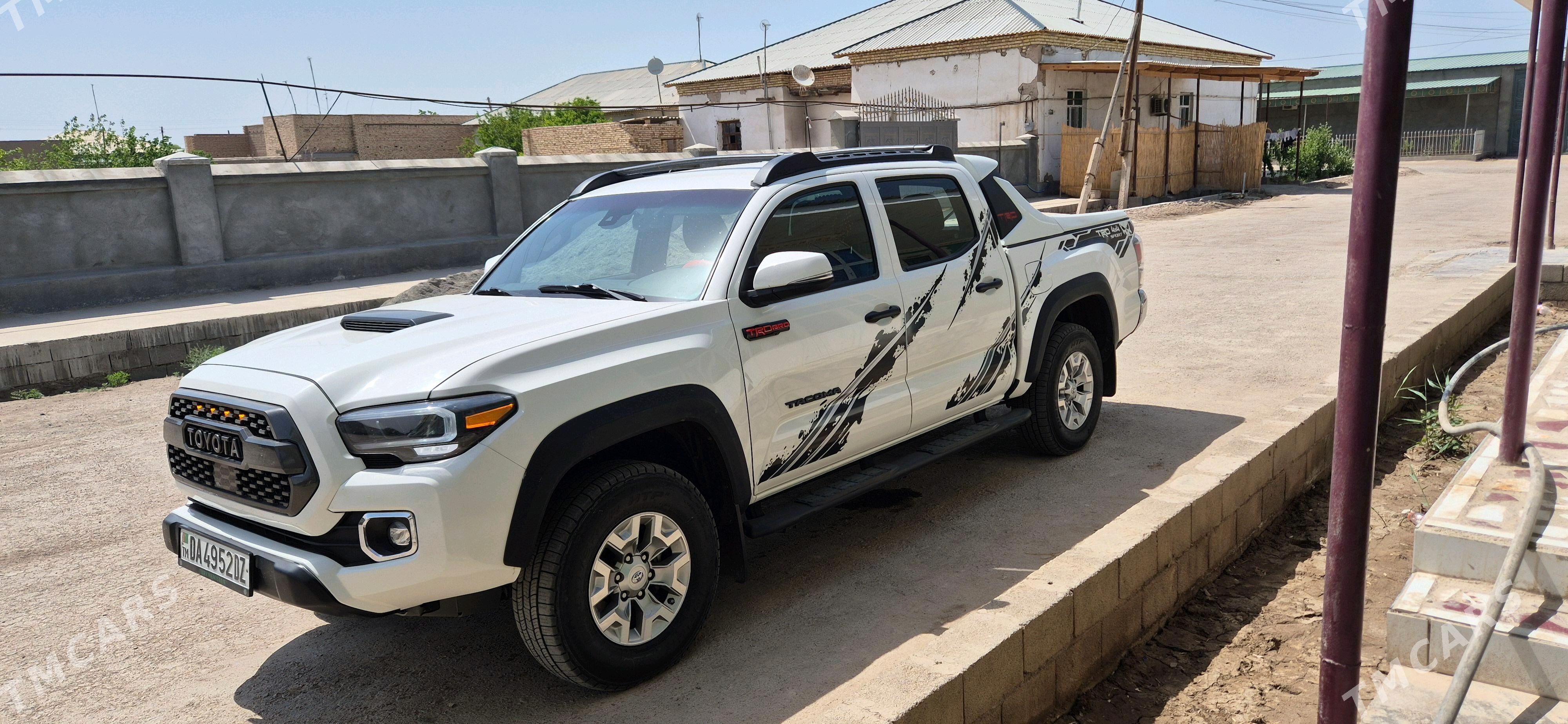 Toyota Tacoma 2022 - 480 000 TMT - Şabat etr. - img 4