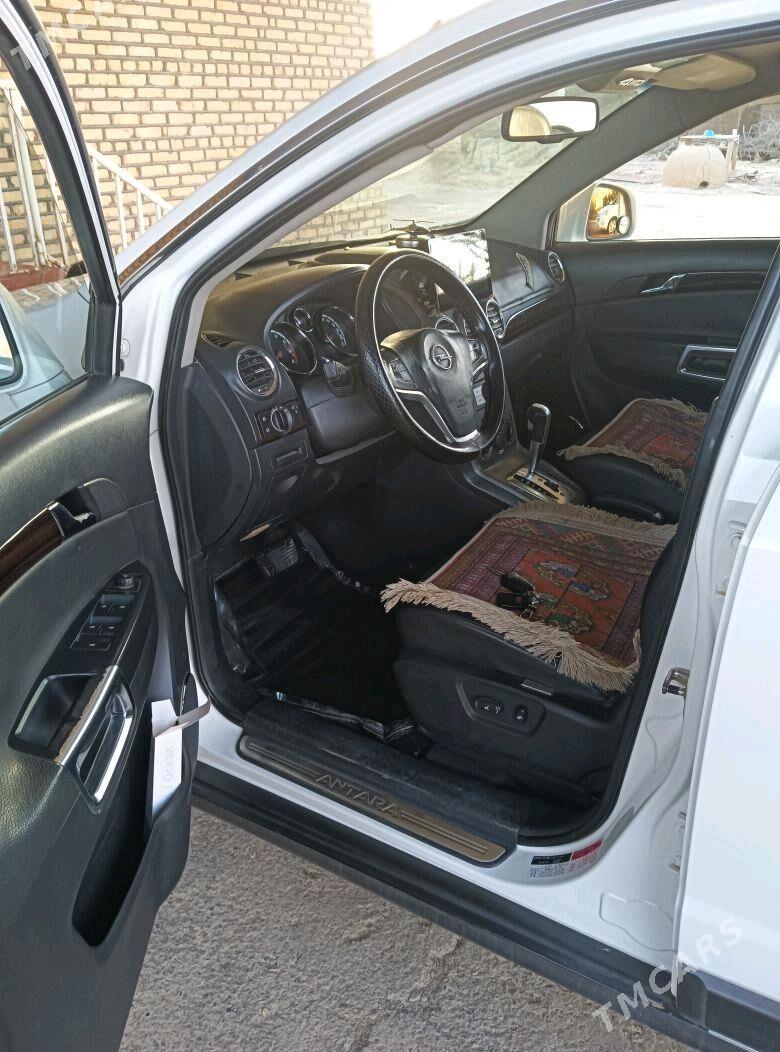 Opel Antara 2006 - 110 000 TMT - Бабадайхан - img 7
