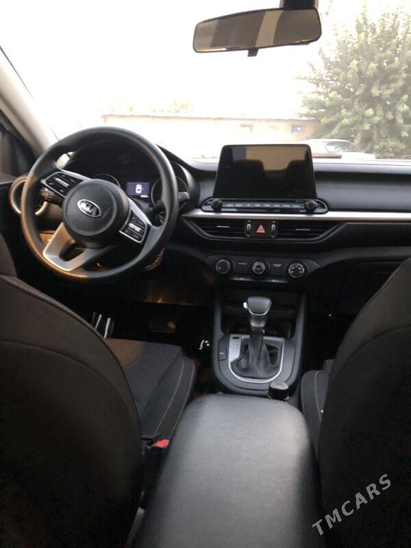Kia Forte 2021 - 220 000 TMT - Büzmeýin - img 4