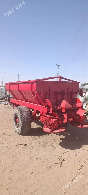 MTZ 82 2013 - 50 000 TMT - Мары - img 1