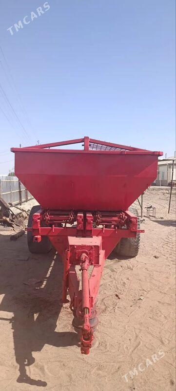 MTZ 82 2013 - 50 000 TMT - Мары - img 3