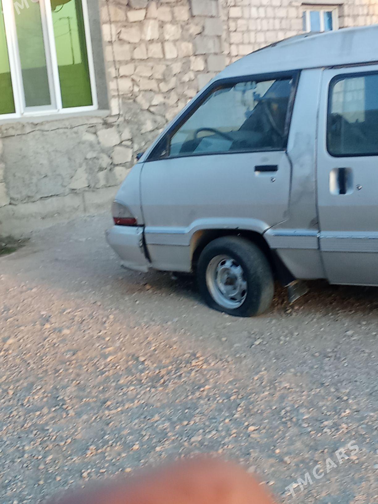 Toyota Town Ace 1989 - 15 000 TMT - Балканабат - img 2