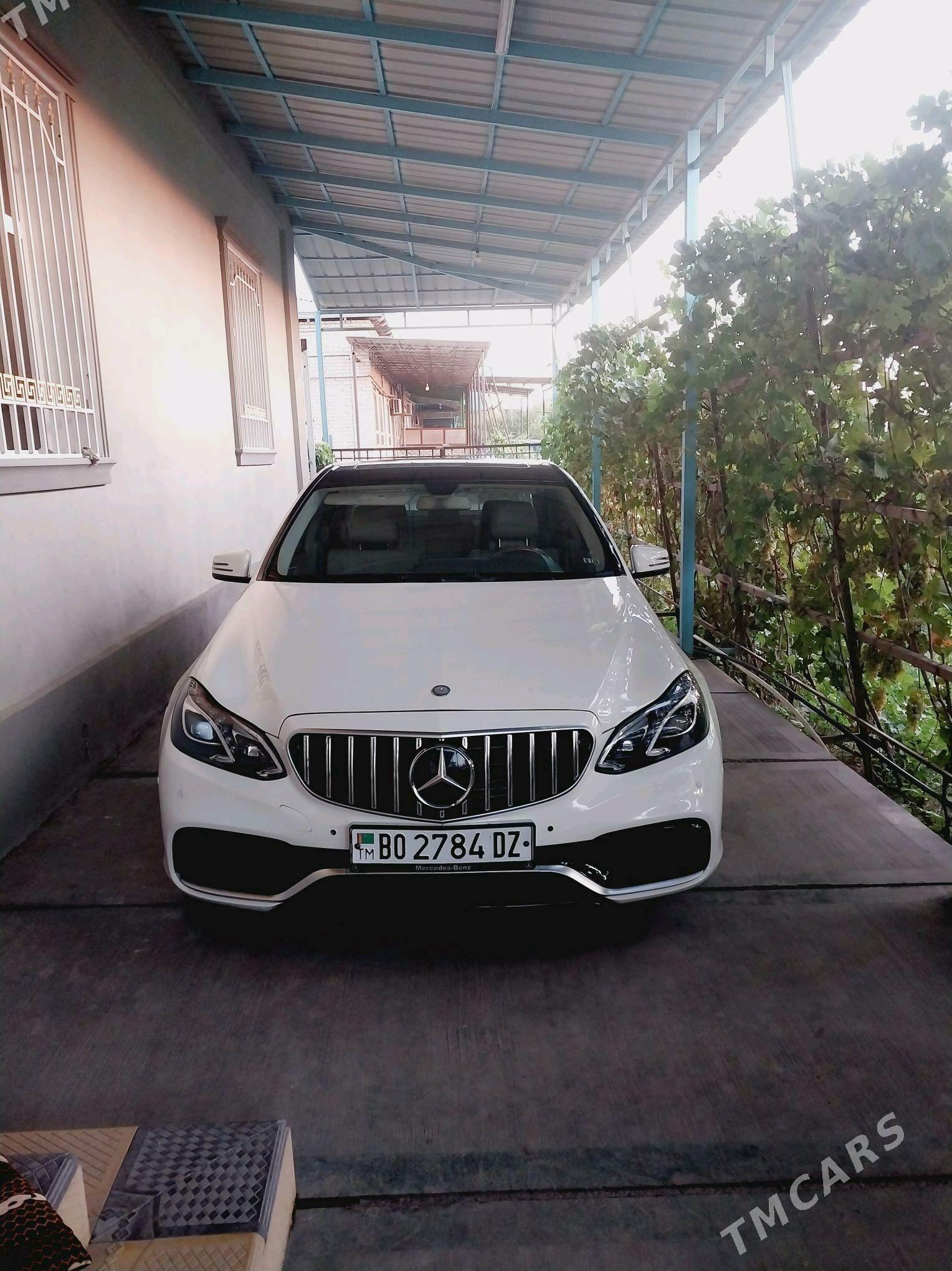 Mercedes-Benz E350 2010 - 300 000 TMT - Дашогуз - img 3