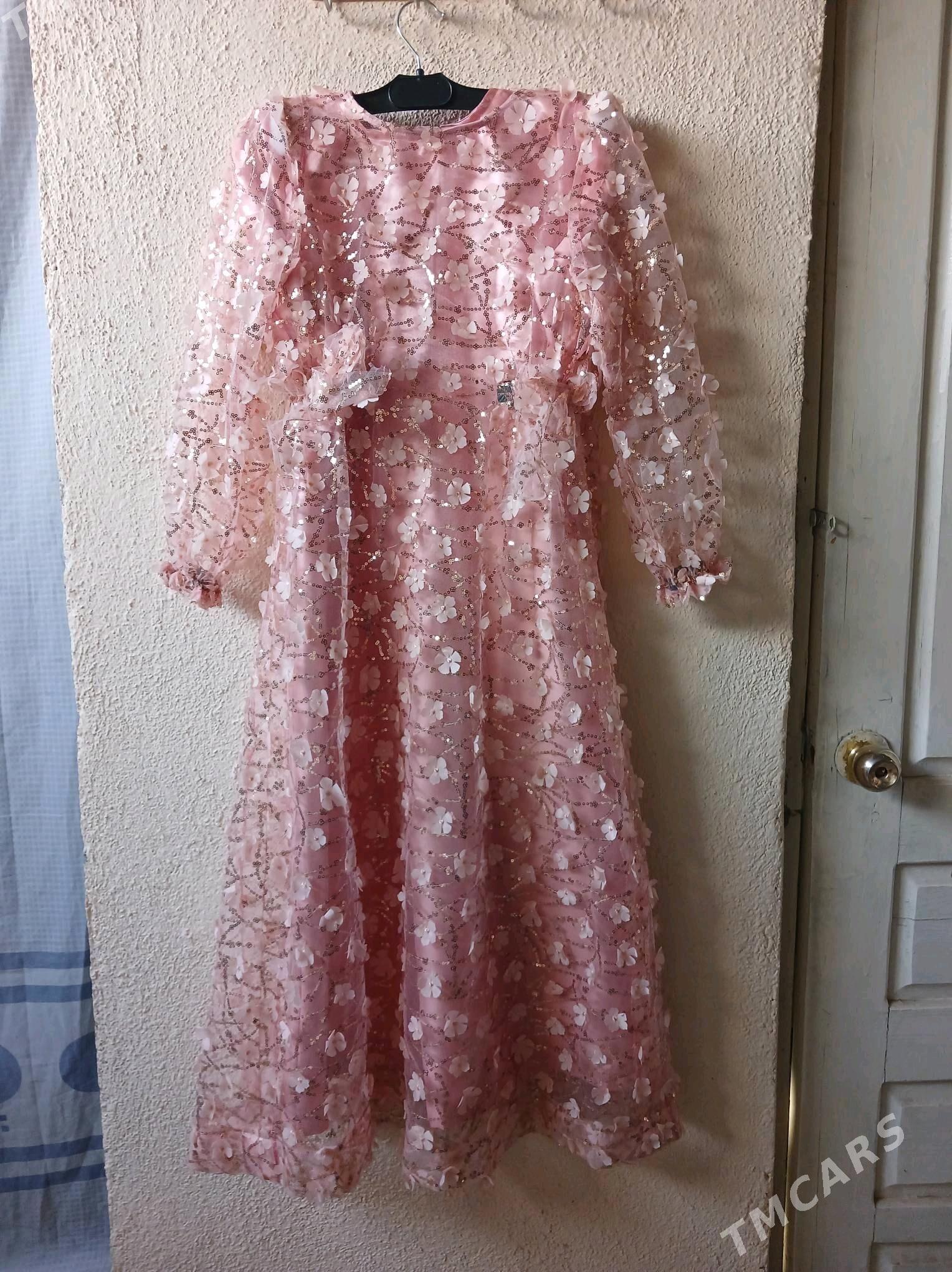 Fata kõynek - Гарадамак - img 2