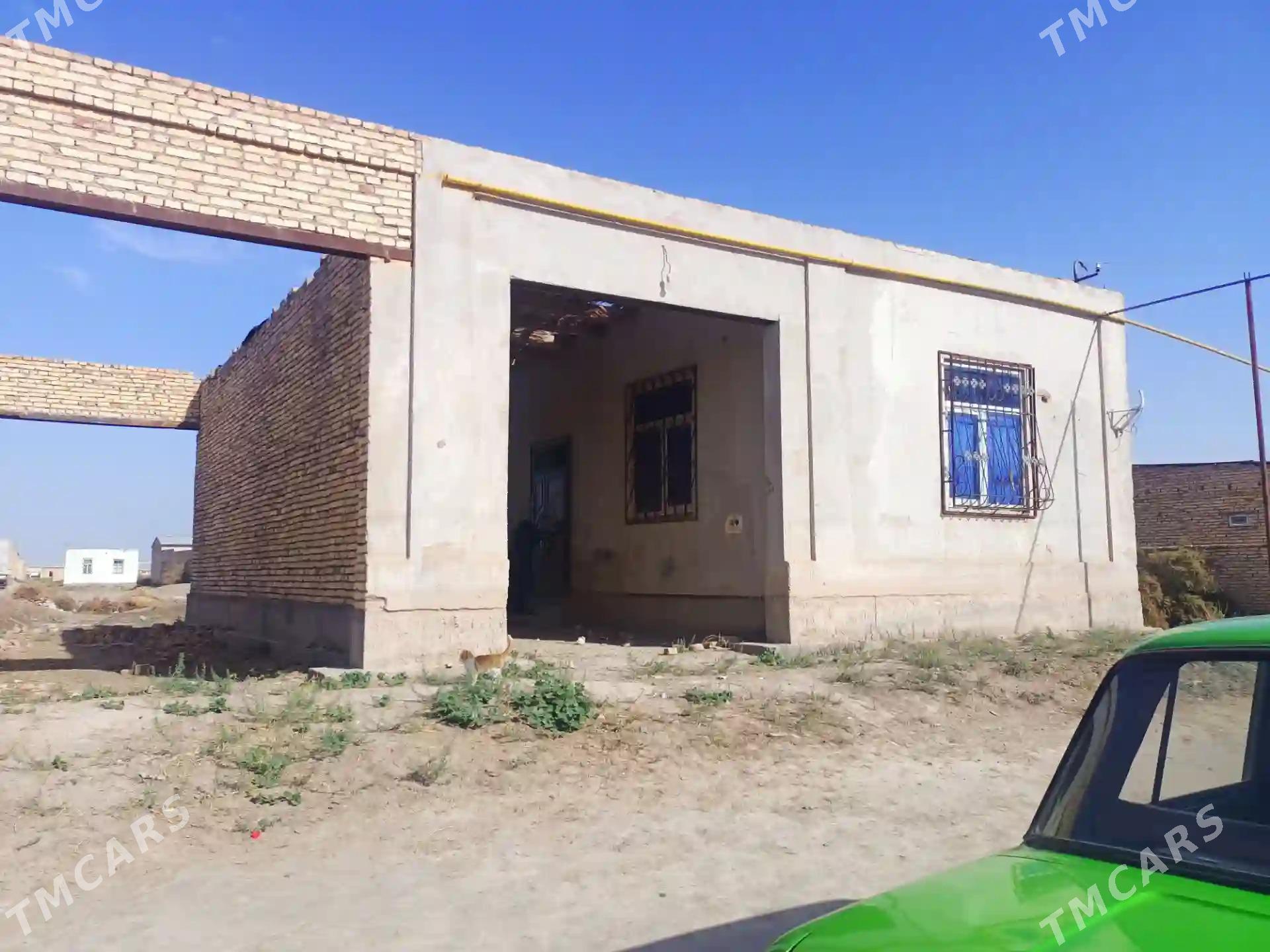 Mellek öý - Çärjew - img 4