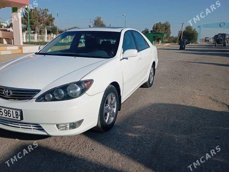 Toyota Camry 2005 - 150 000 TMT - Халач - img 5