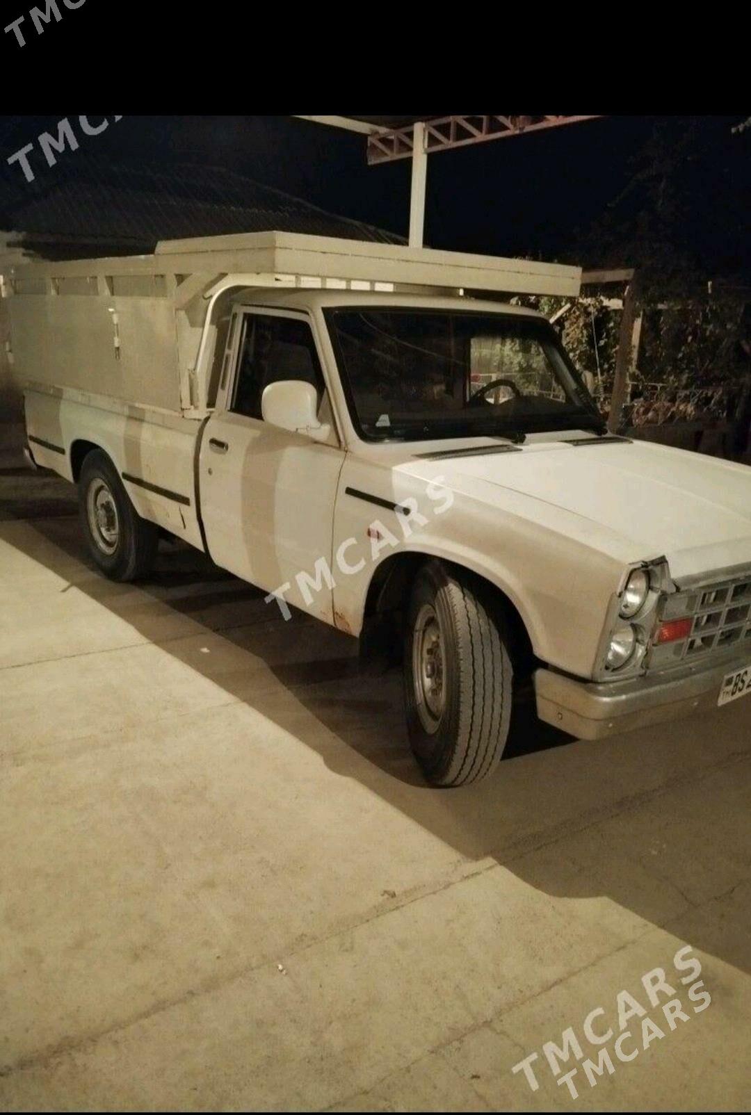 Saipa Zamyad 2013 - 70 000 TMT - Бахарден - img 2