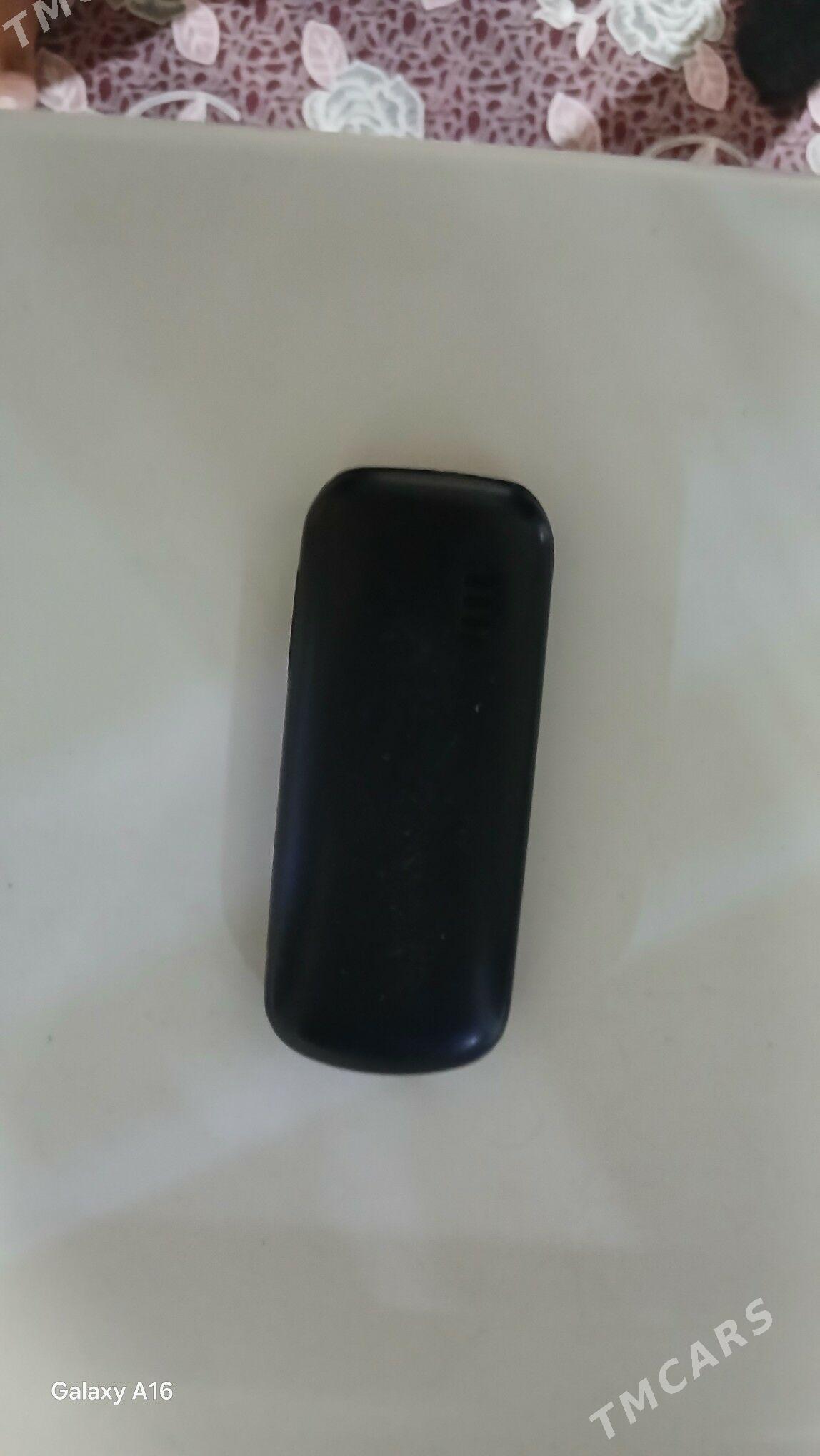 Nokia - Mary - img 2