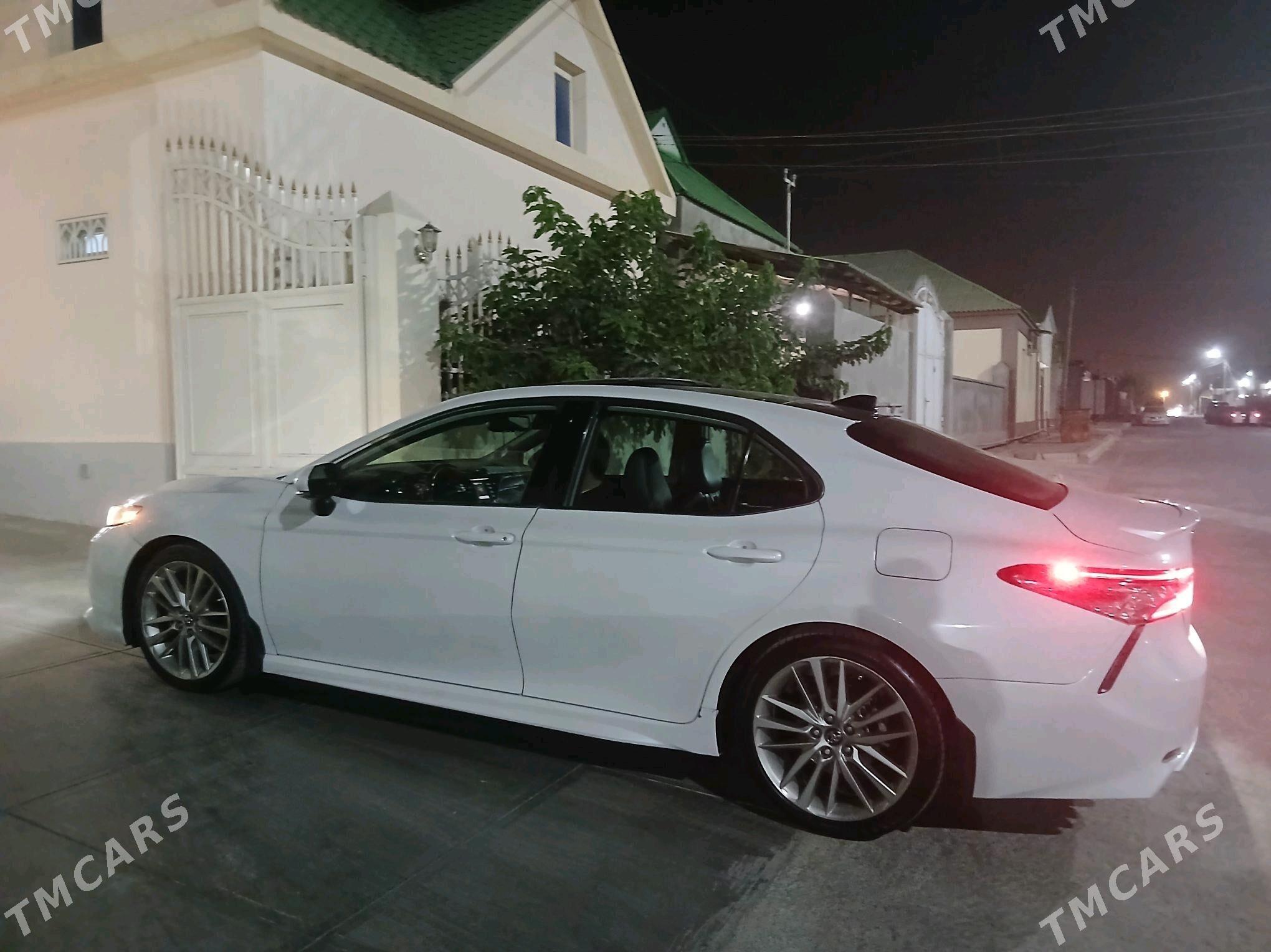 Toyota Camry 2019 - 525 000 TMT - Гёкдепе - img 5