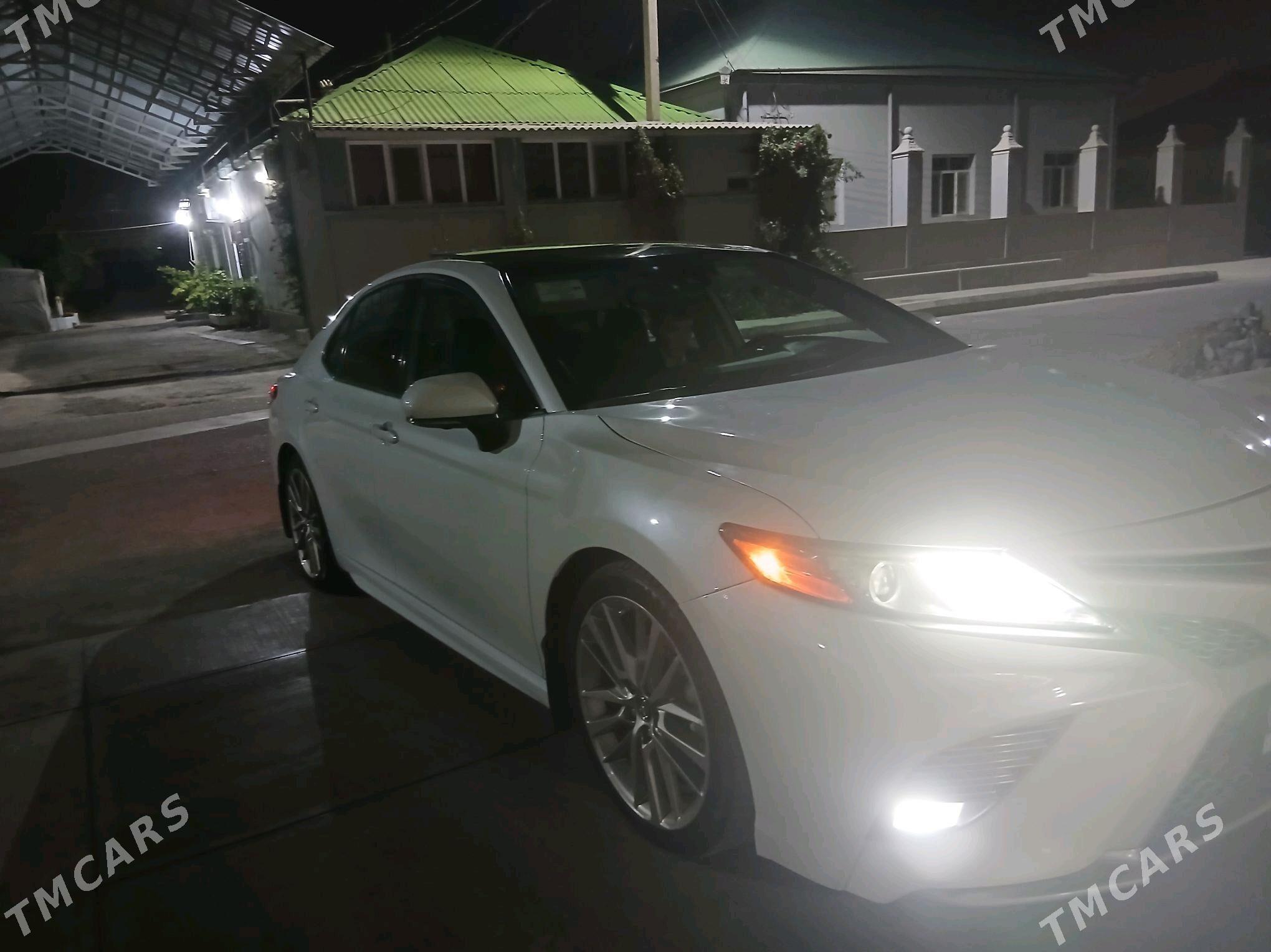 Toyota Camry 2019 - 525 000 TMT - Гёкдепе - img 1