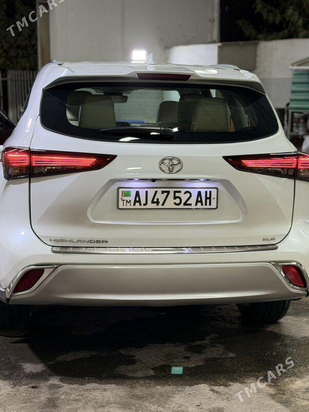 Toyota Highlander 2022 - 680 000 TMT - Aşgabat - img 2