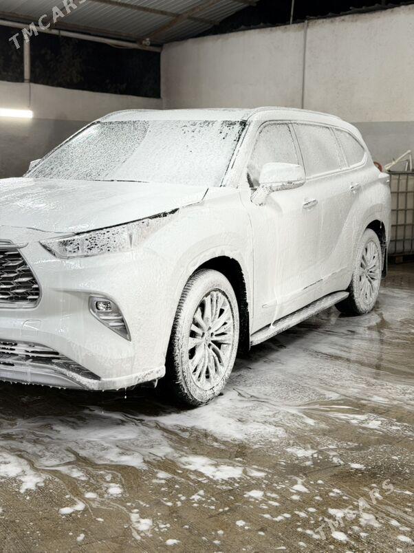 Toyota Highlander 2022 - 680 000 TMT - Aşgabat - img 9