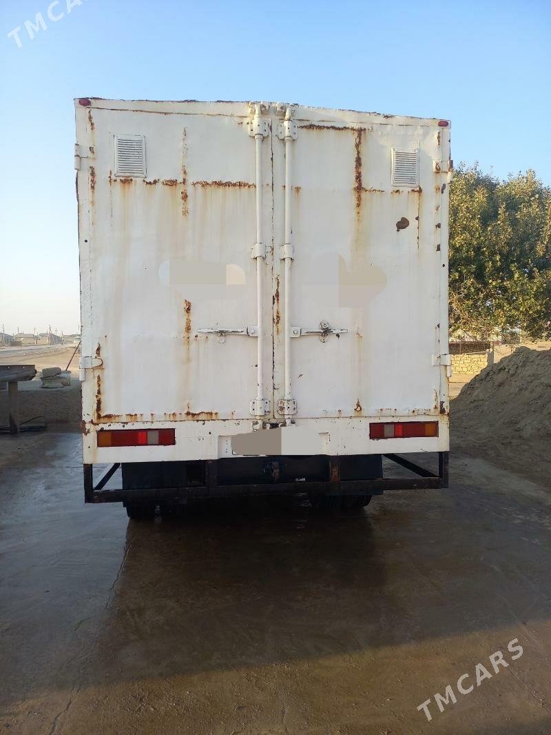 Mitsubishi Canter 2003 - 220 000 TMT - Esenguly - img 2