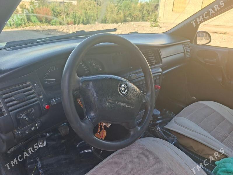 Opel Vectra 1998 - 70 000 TMT - Sakarçäge - img 1