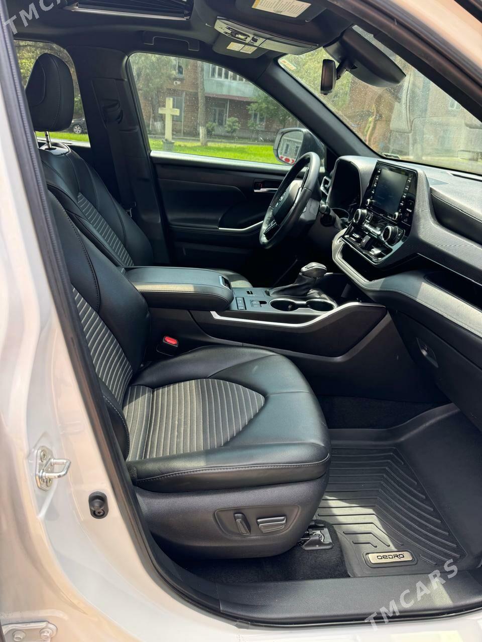 Toyota Highlander 2021 - 590 000 TMT - Aşgabat - img 2