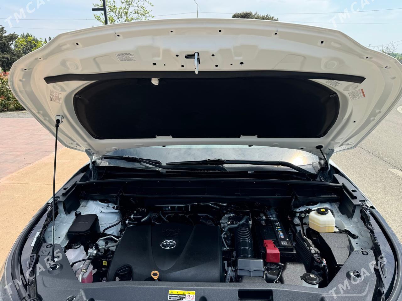 Toyota Highlander 2021 - 590 000 TMT - Aşgabat - img 4