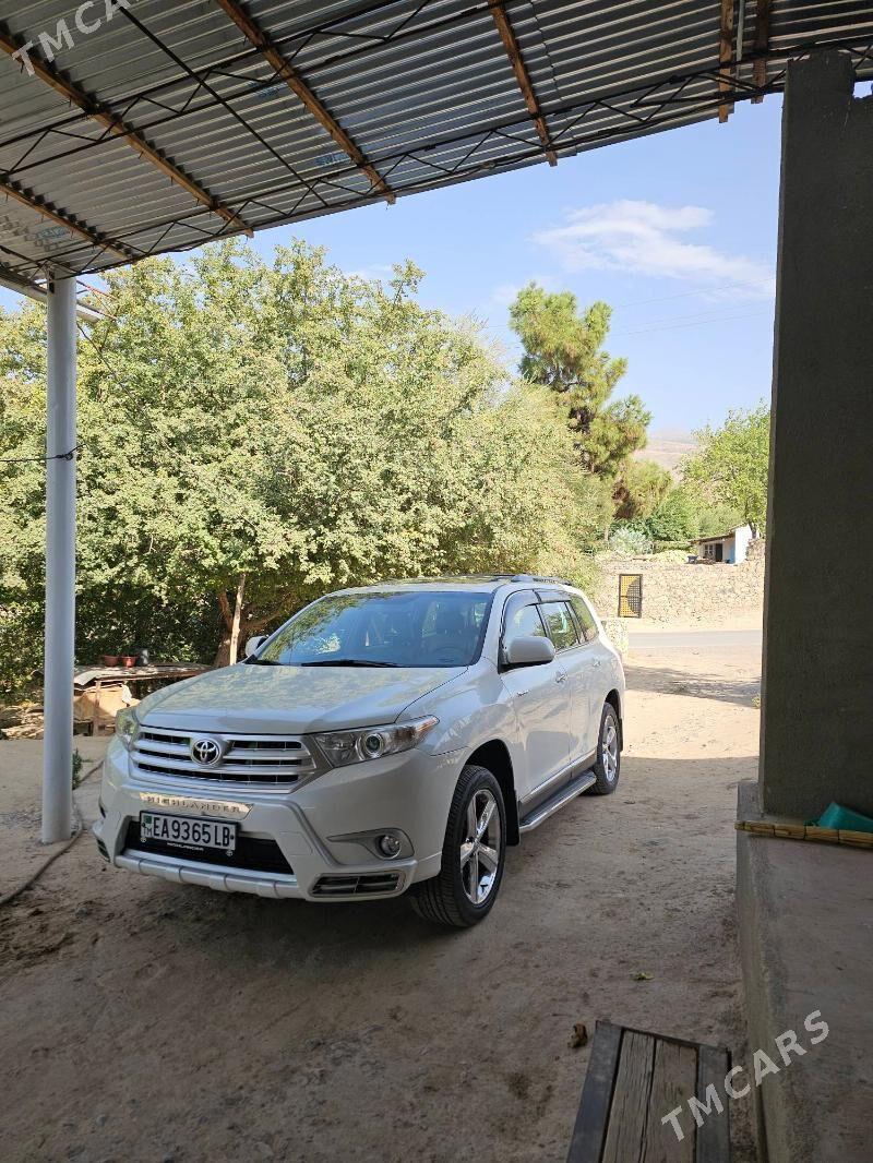 Toyota Highlander 2013 - 380 000 TMT - Магданлы - img 5