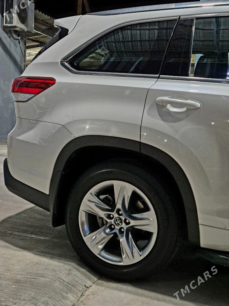 Toyota Highlander 2019 - 595 000 TMT - Кëши - img 2
