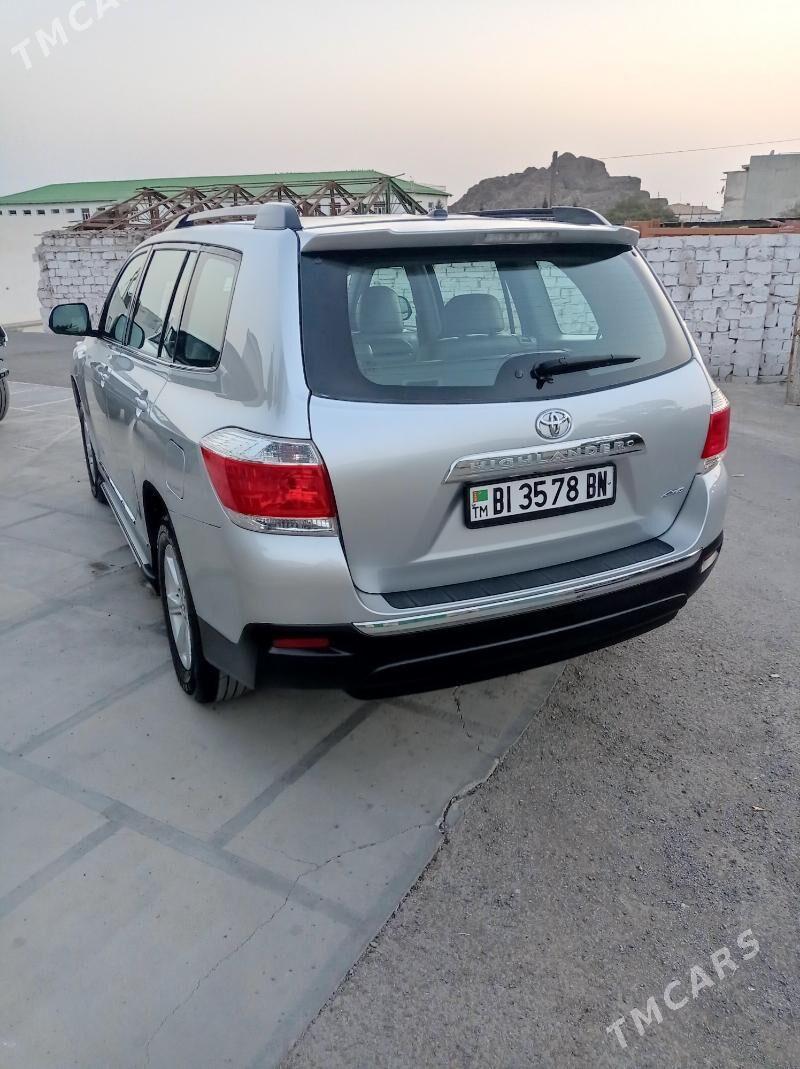 Toyota Highlander 2011 - 340 000 TMT - Туркменбаши - img 3