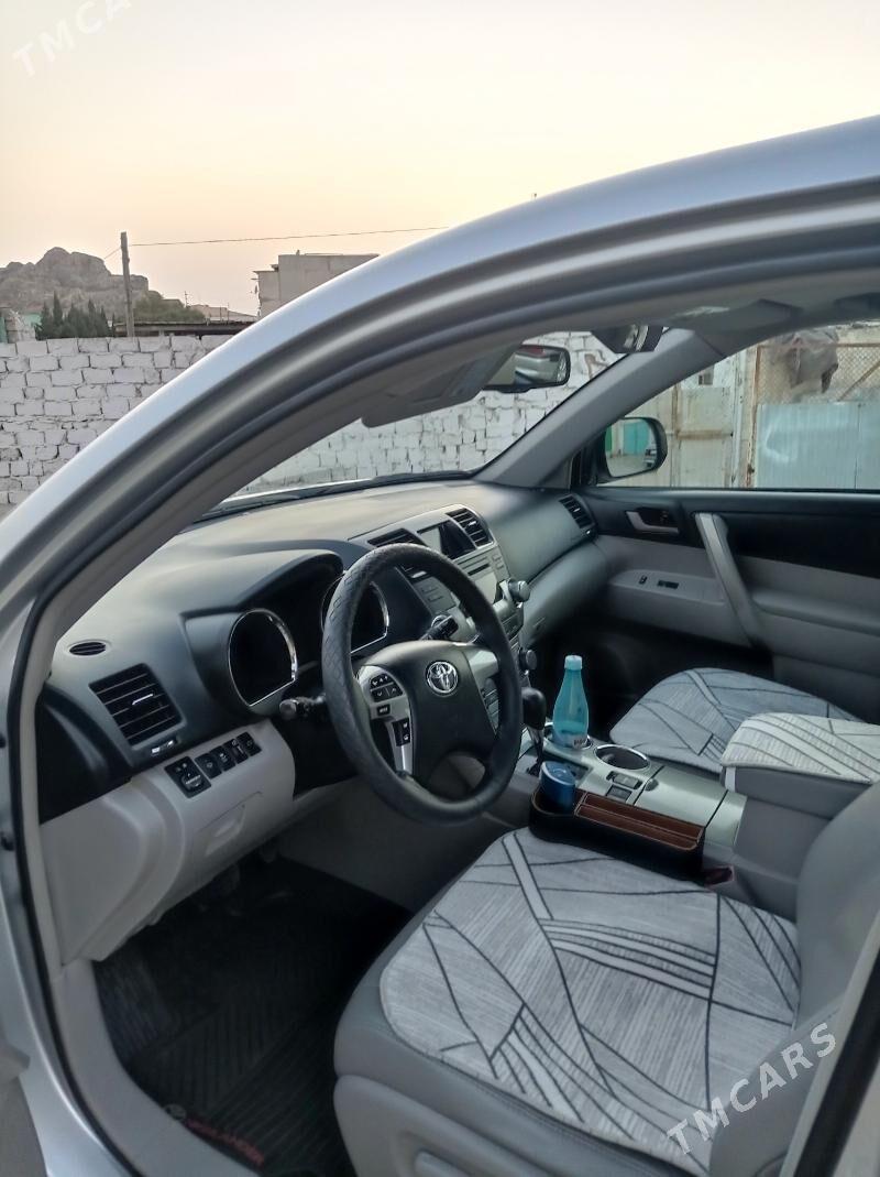 Toyota Highlander 2011 - 340 000 TMT - Туркменбаши - img 6