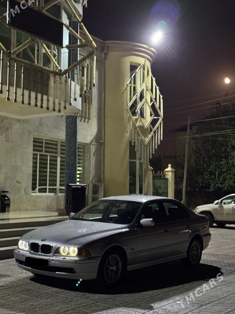 BMW E39 1999 - 128 000 TMT - Джебел - img 4