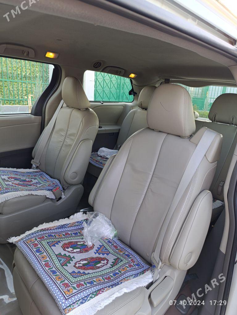 Toyota Sienna 2011 - 350 000 TMT - Ашхабад - img 6
